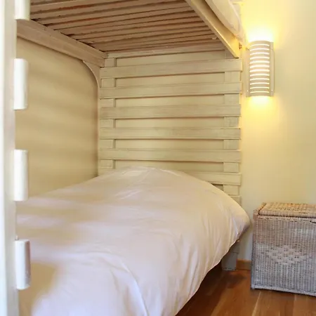 Apartment Modern & Central, Ambassadeurs